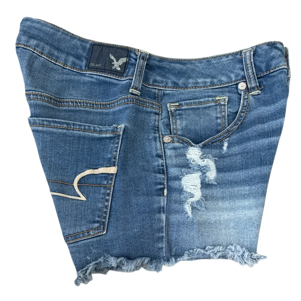 Vintage Y2K Shorts American Eagle Cut Off Jeans Midi Distressed Ripped Size 6